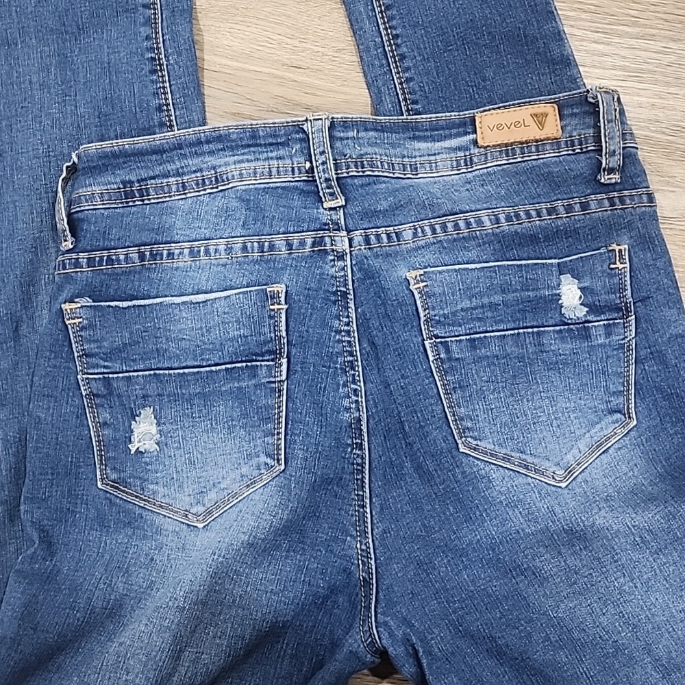 Jeans - Picture 2 of 2